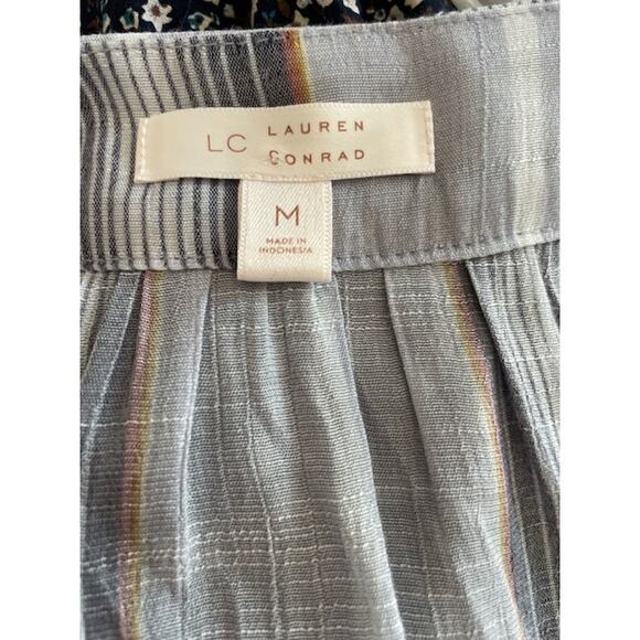 Lauren Conrad Size Medium Pullover Tunic Blouse 3/4 Sleeves Gray - Picture 3 of 4